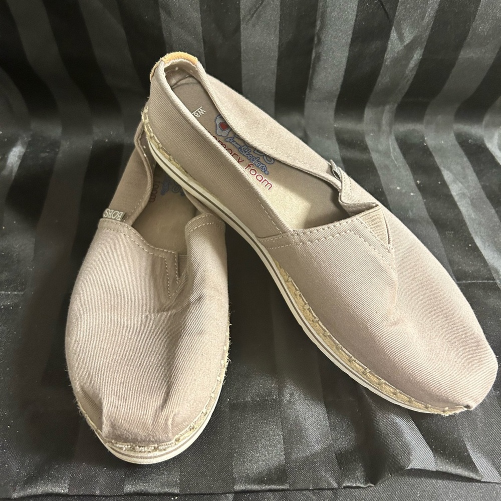 Bob’s Women’s shoes size 8
